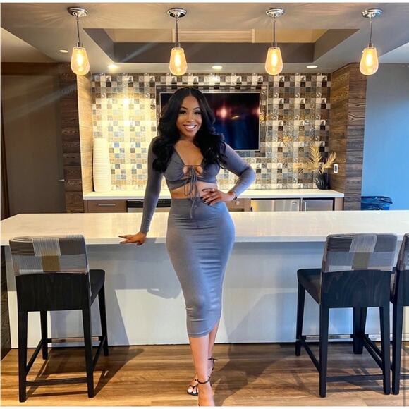 ZARA Charcoal Grey Ruched Tie Front Long Sleeve Crop Top - Sexy & Trendy - Picture 3 of 9